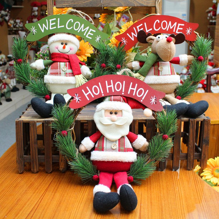 Wholesale Plush Christmas Wreaths with Hanging Characters