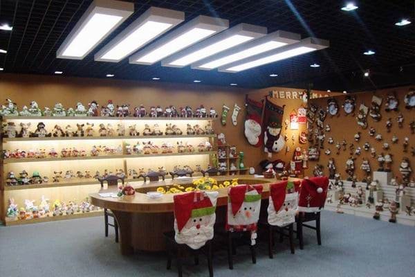 Premium Holiday Decorations factory showroom